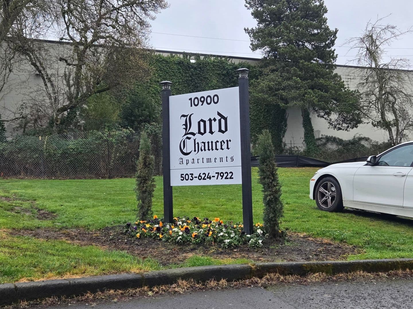 TIGARD Apartment: 10900 SW GAARDE ST