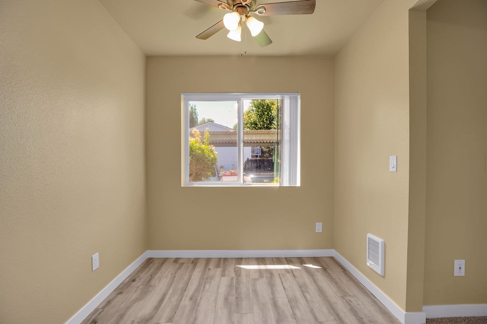 SALEM Apartment: 1194 BARNES ROAD, SE