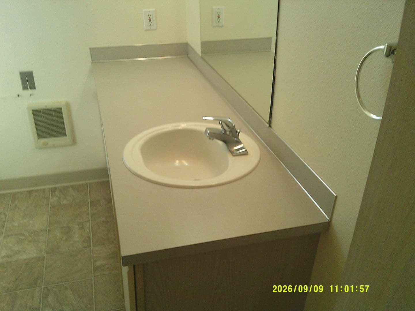 DUNDEE Apartment: 179 SW 7TH ST