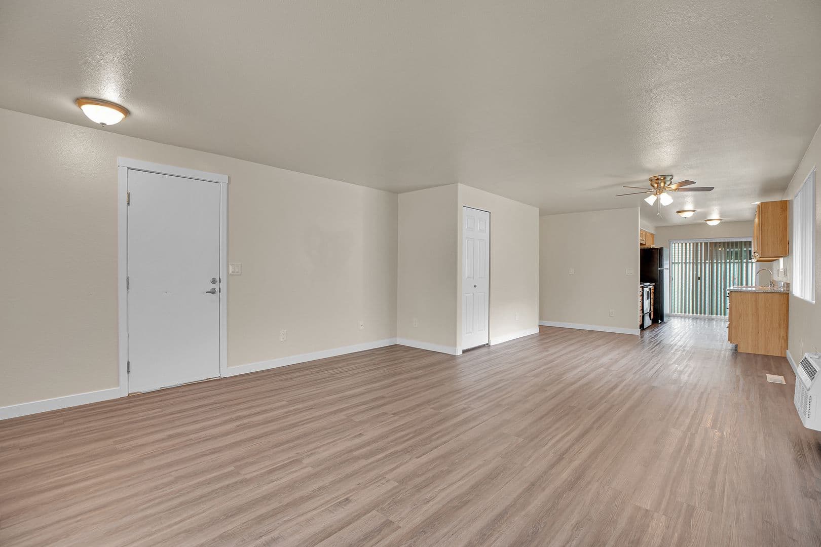 SALEM Townhome: 1194 BARNES ROAD, SE