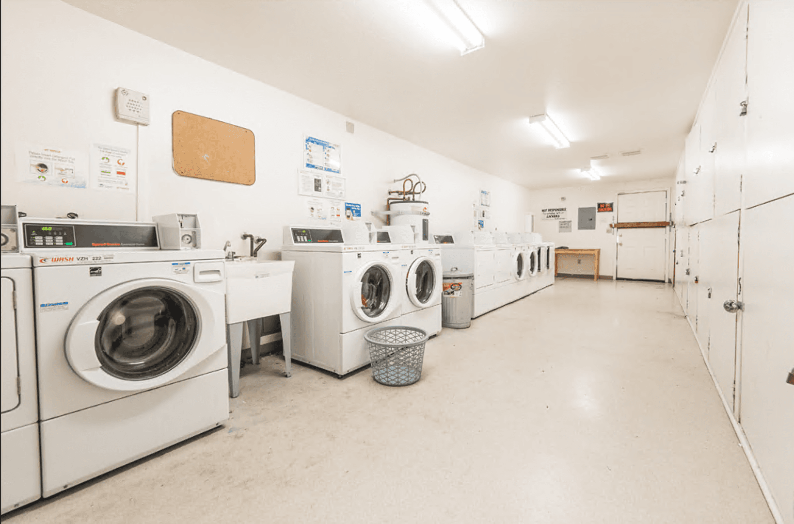 PORTLAND Apartment: 1538 SE 122ND AVE