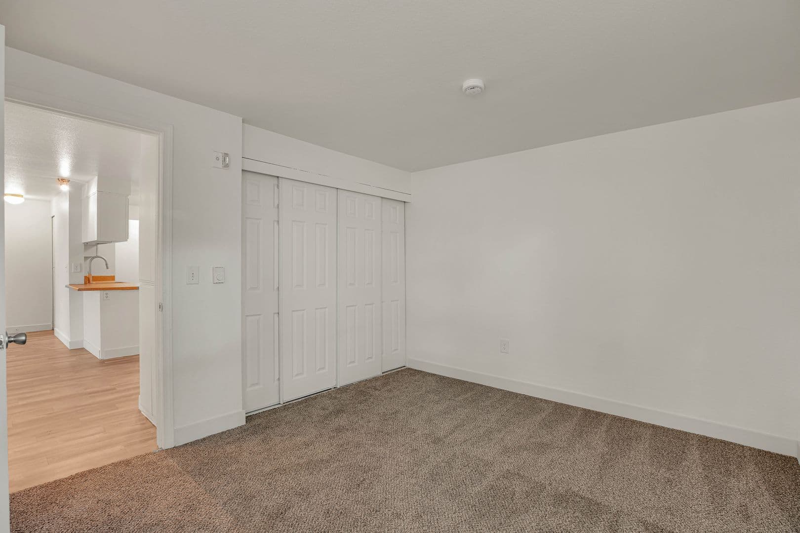 ALOHA Apartment: 2881 SW 182ND AVE.