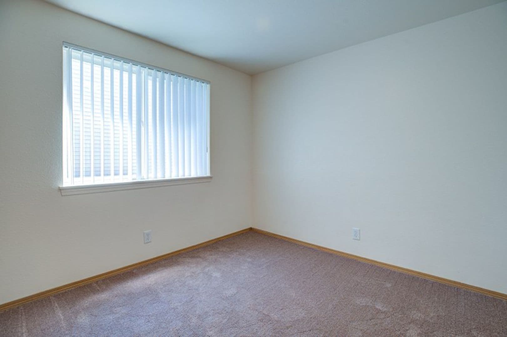 SALEM Apartment: 2800 FISHER ROAD, NE