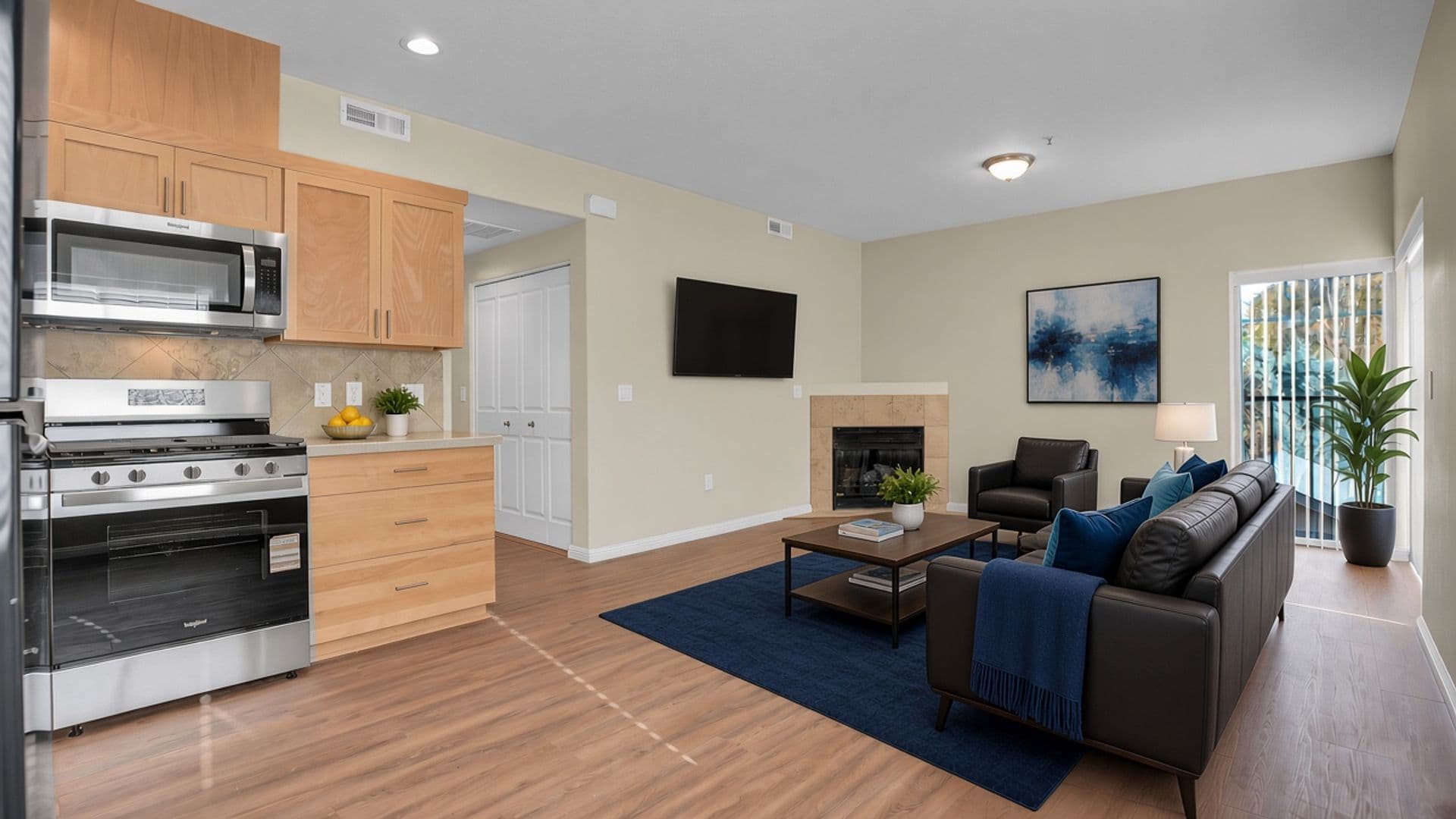 PORTLAND Apartment: 10038 SE DIVISION STREET