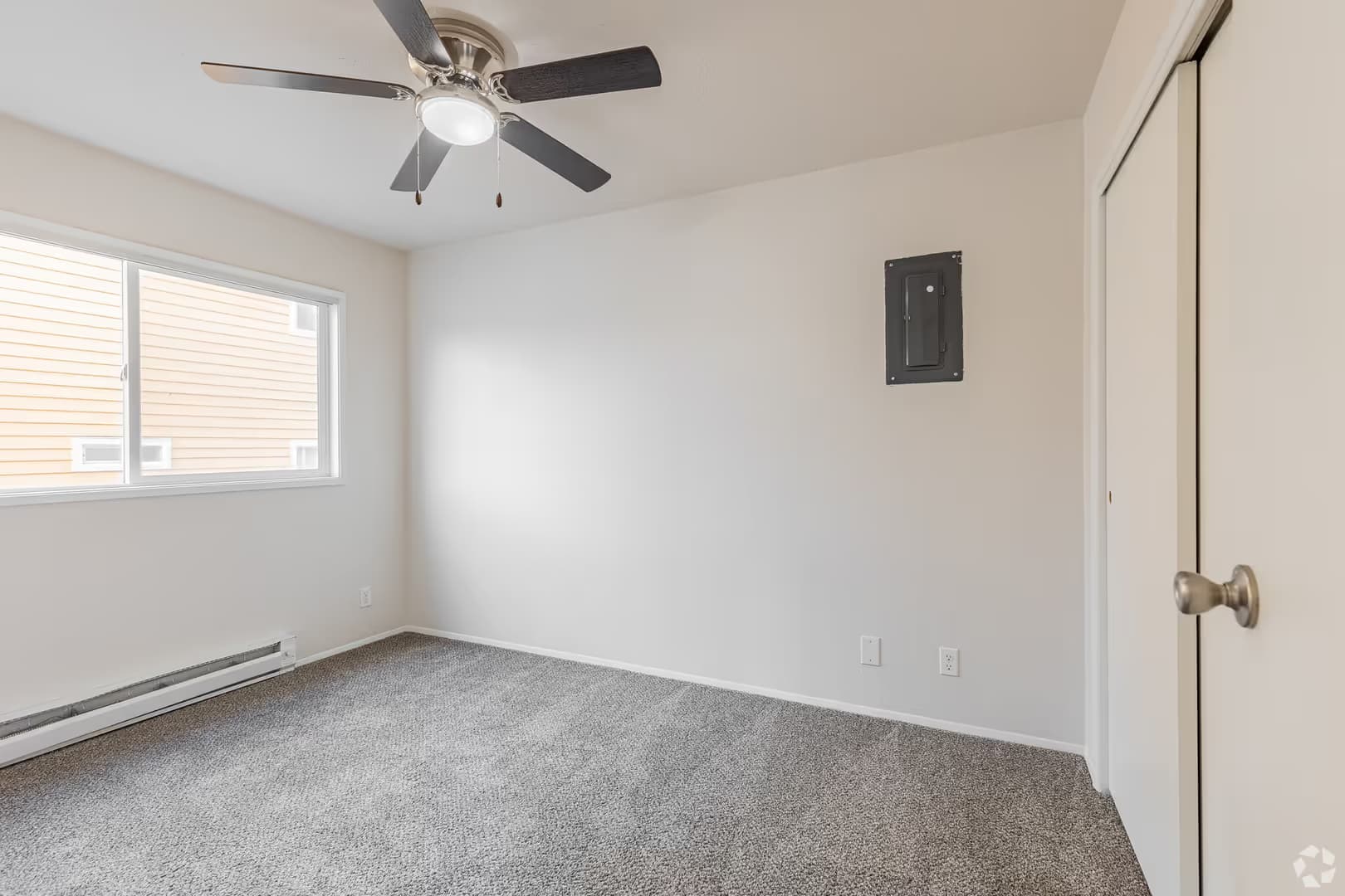 SALEM Apartment: 357 OWENS STREET S