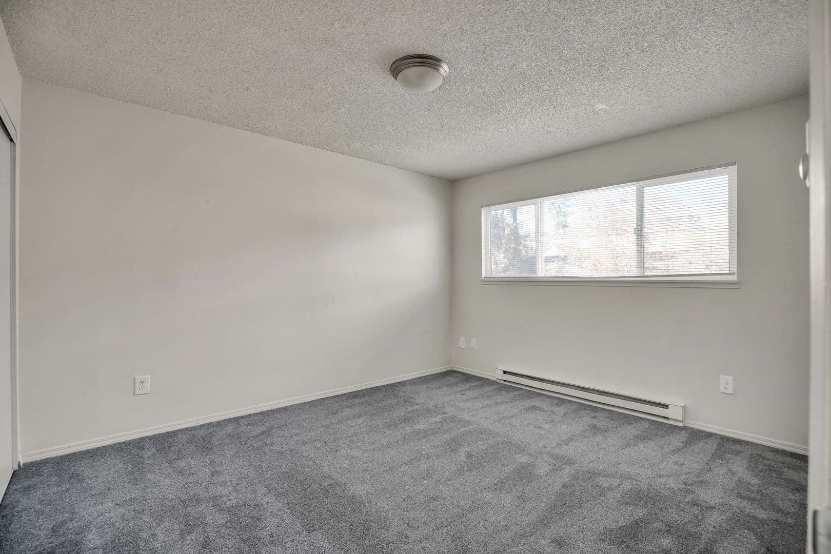 ALOHA Apartment: 18000 SW SHAW ST