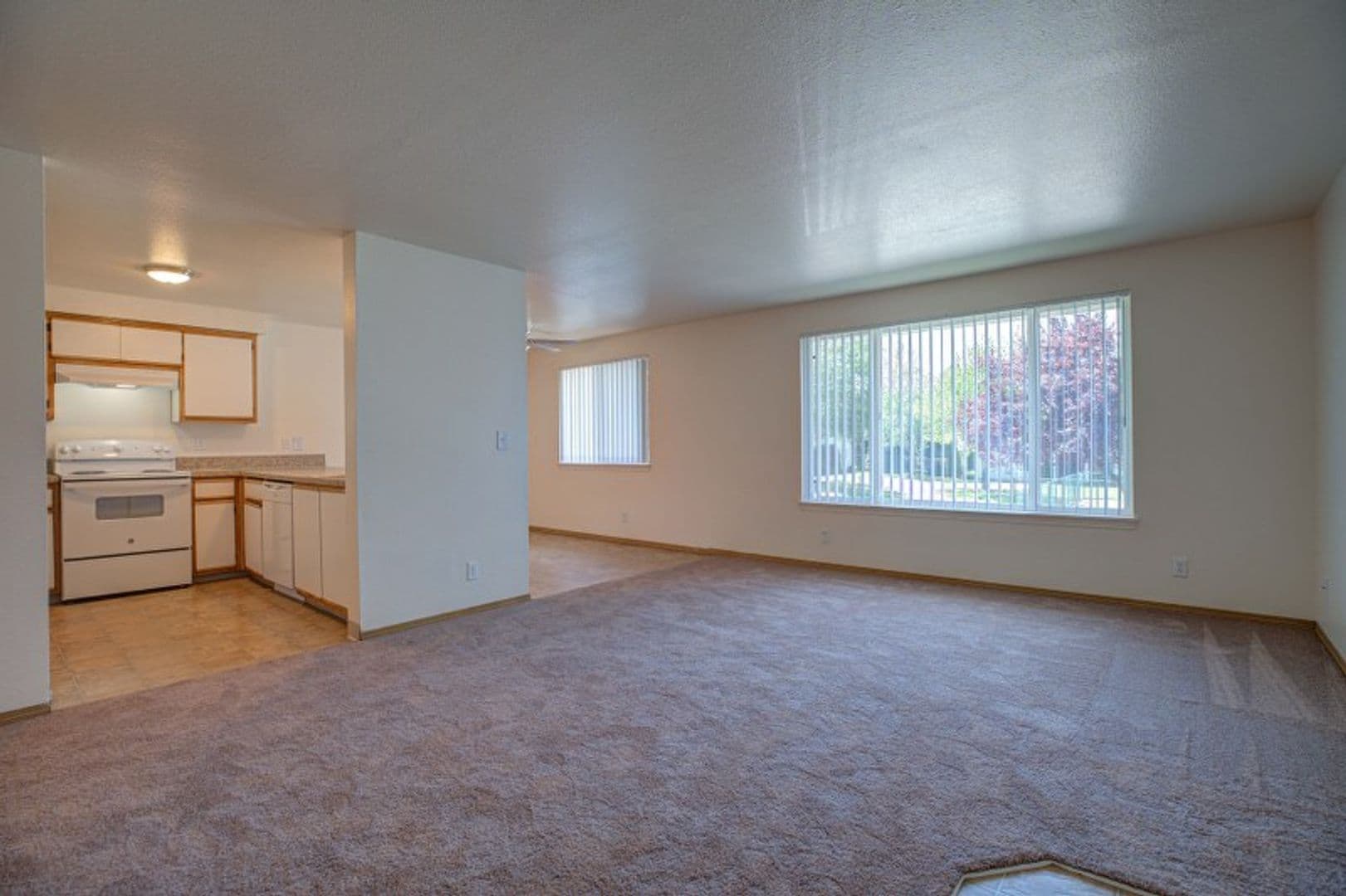 SALEM Apartment: 2800 FISHER ROAD, NE