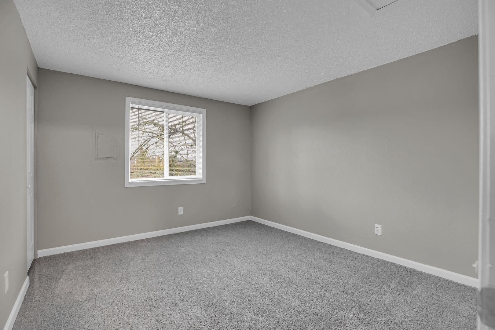 BEAVERTON Apartment: 3660 SW 117TH AVE