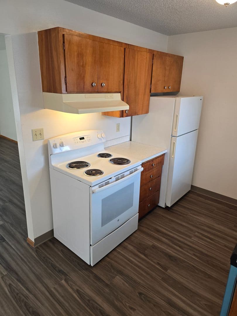 MILWAUKIE Apartment: 11275 SE 27TH AVENUE