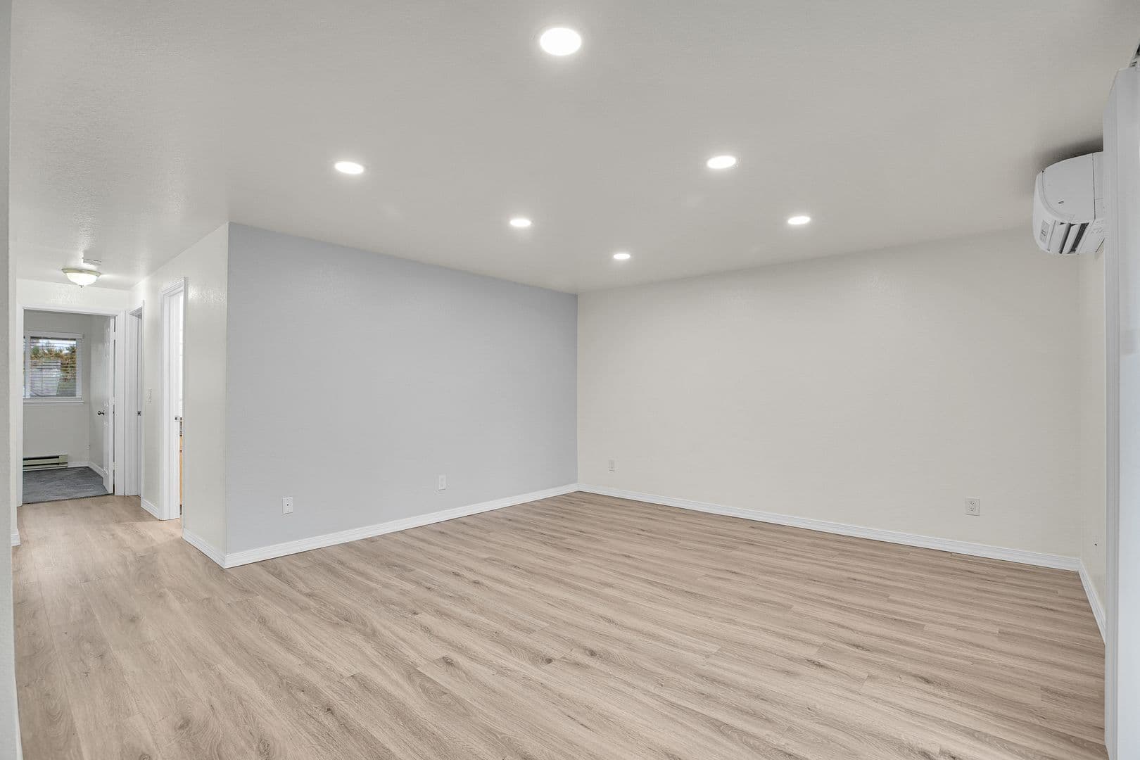 TIGARD Apartment: 10587 TIGARD ST