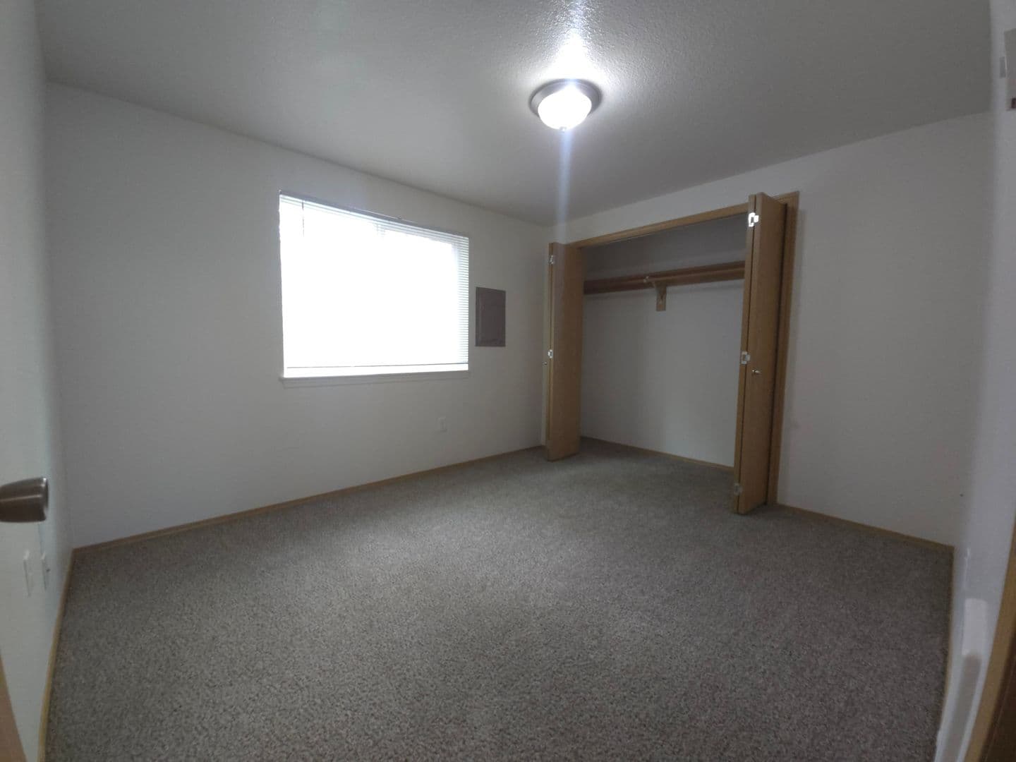 SALEM Apartment: 1304-1330 WALLACE RD. NW