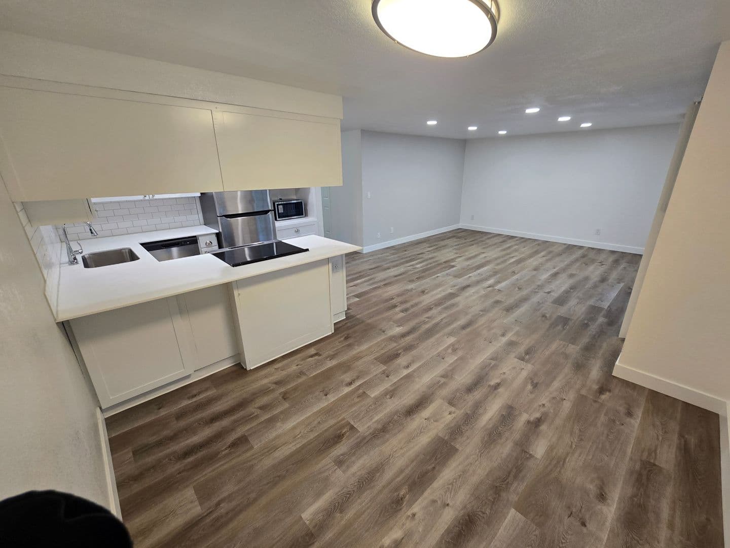 TIGARD Apartment: 10587 TIGARD ST
