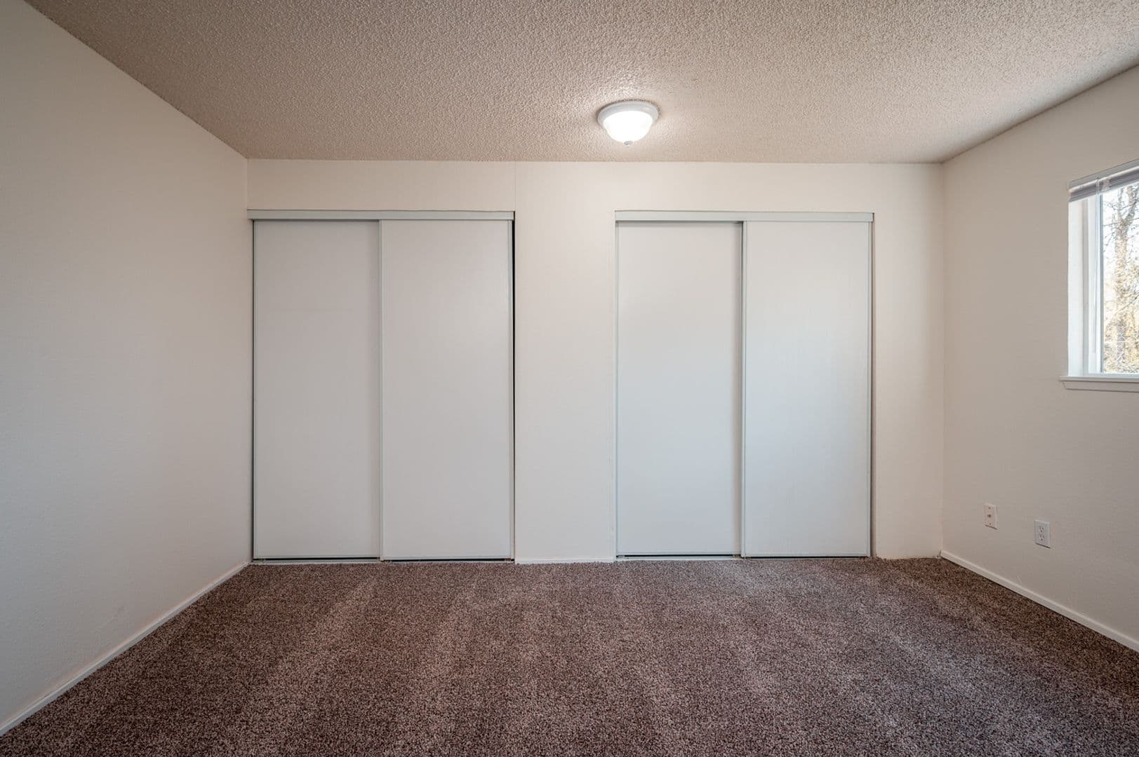 VANCOUVER Apartment: 10300 AND 10316 NE STUTZ ROAD