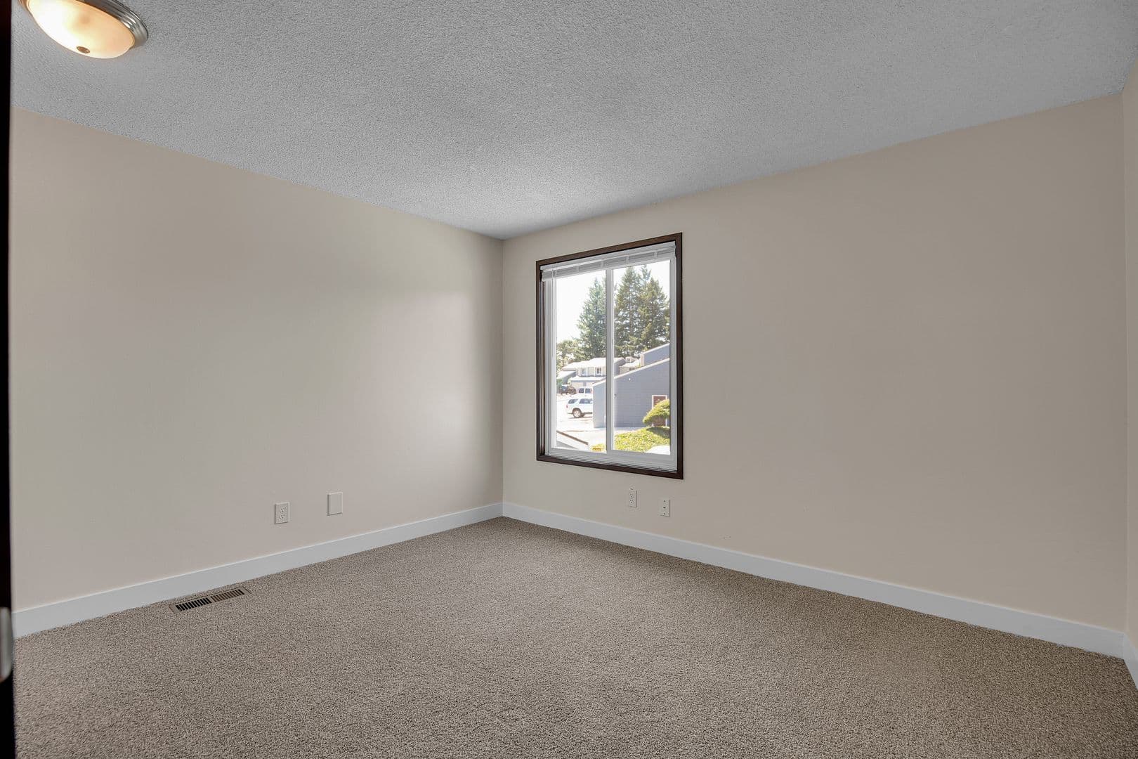 KEIZER Apartment: 790 LOCKHAVEN DRIVE, NE
