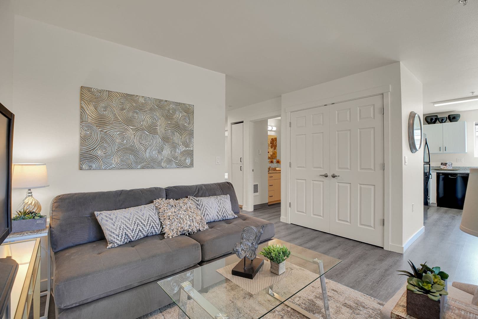 SPRINGFIELD Apartment: 4800 B STREET