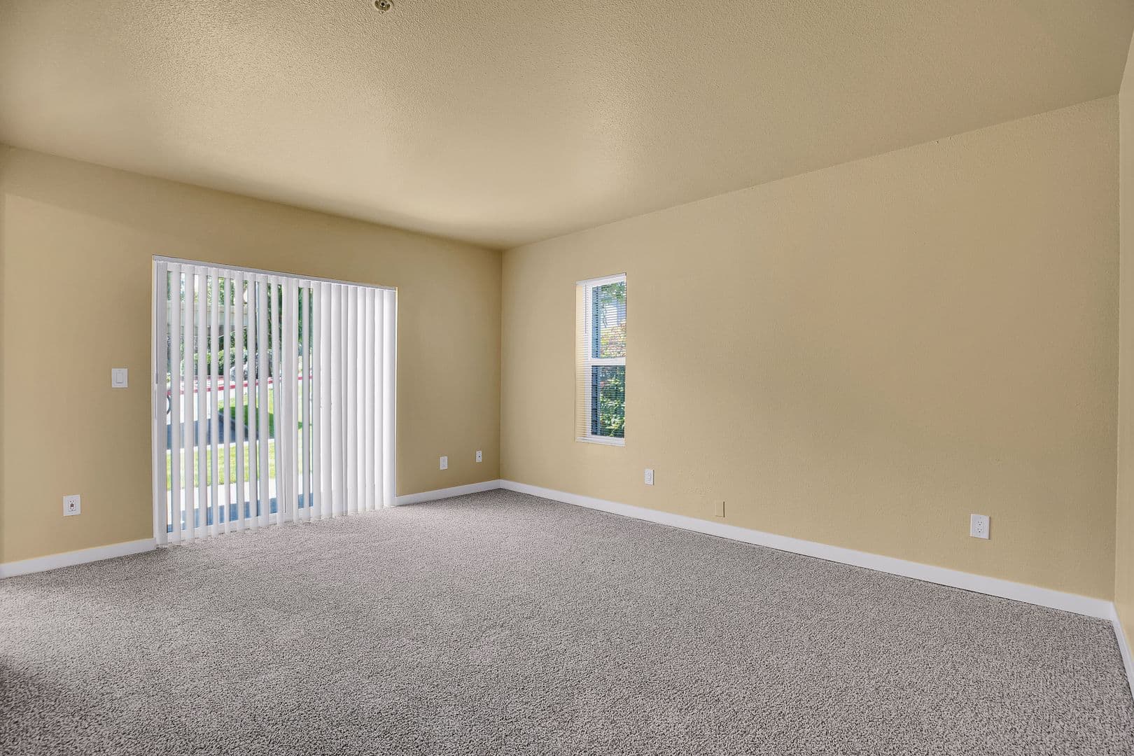 SALEM Apartment: 1194 BARNES ROAD, SE