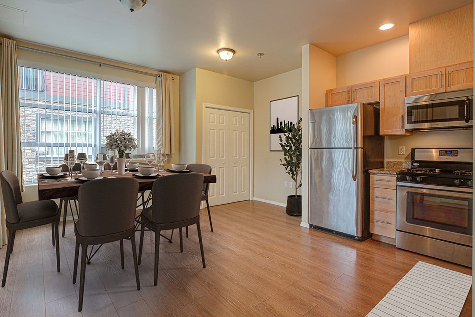 PORTLAND Apartment: 10038 SE DIVISION STREET