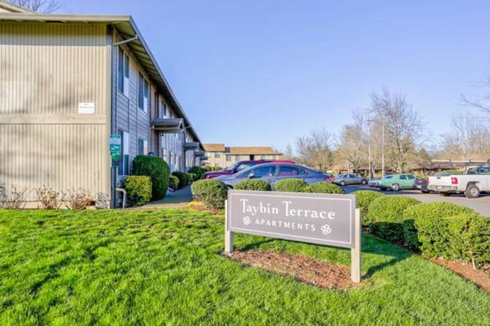 SALEM Apartment: 533 TAYBIN ROAD, NW