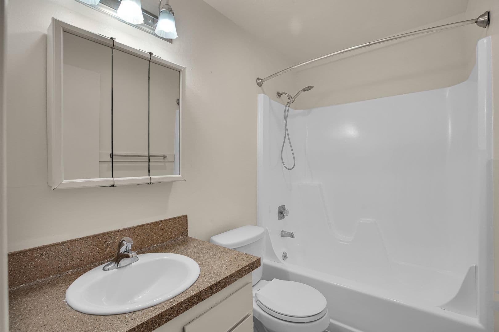WEST LINN Apartment: 1700 BLANKENSHIP RD
