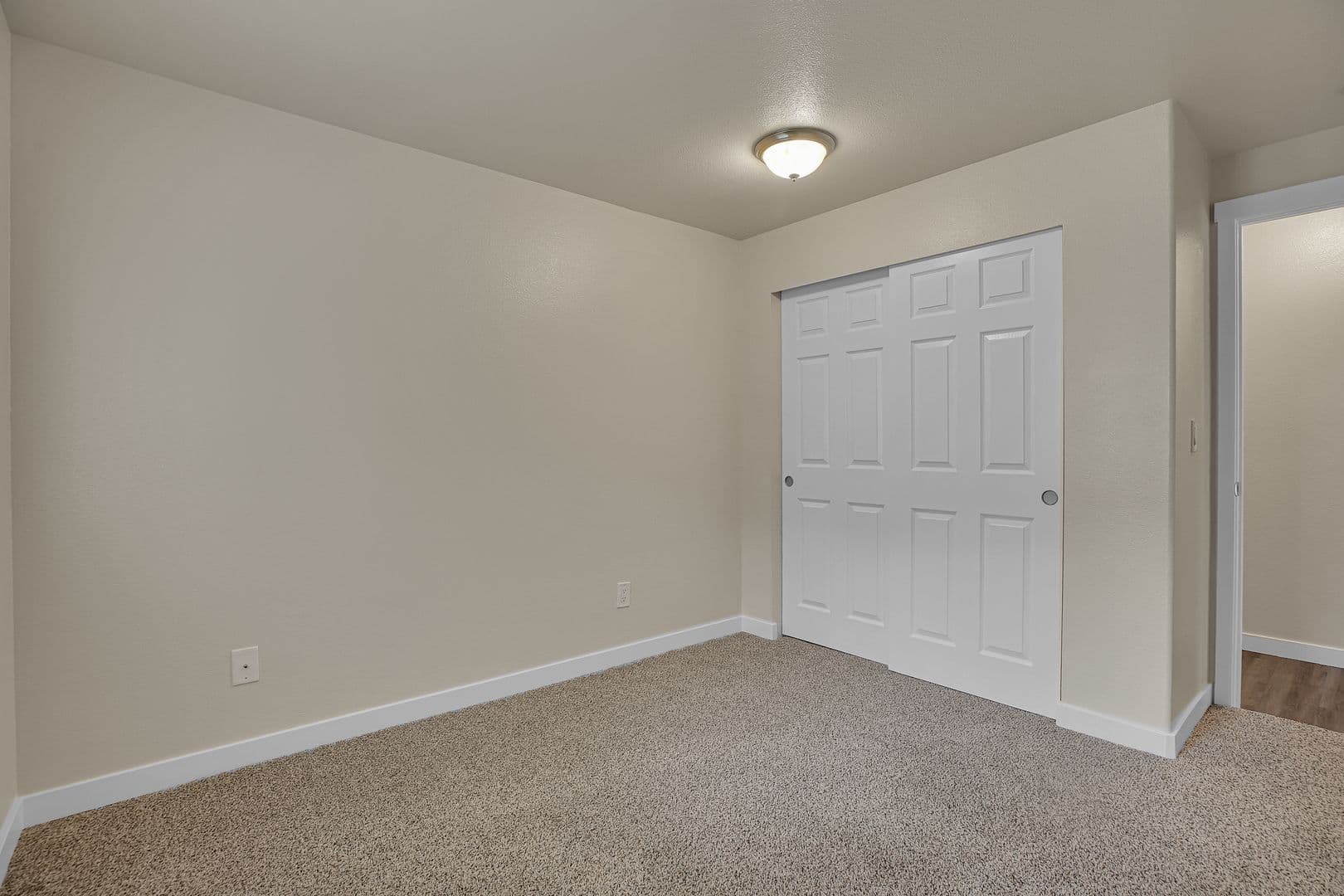 SALEM Townhome: 1194 BARNES ROAD, SE