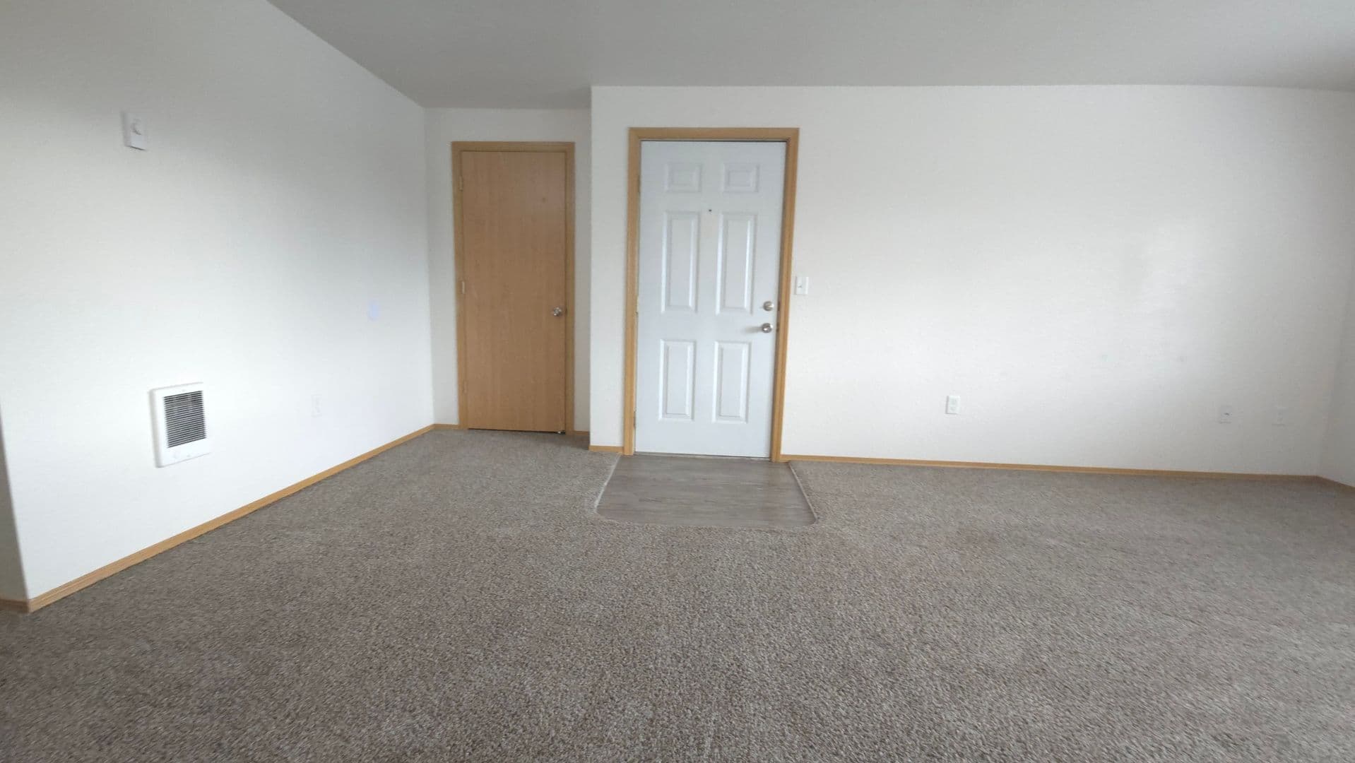SALEM Apartment: 1304-1330 WALLACE RD. NW