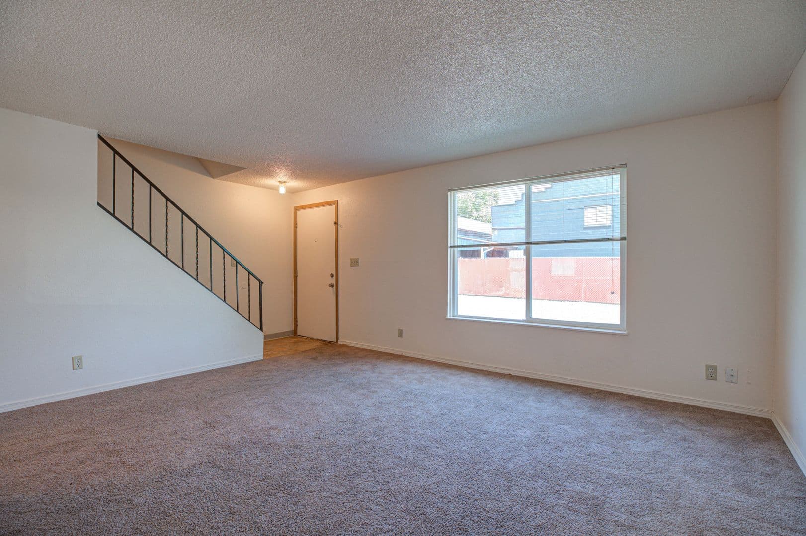 MCMINNVILLE Apartment: 455 NE 17TH ST