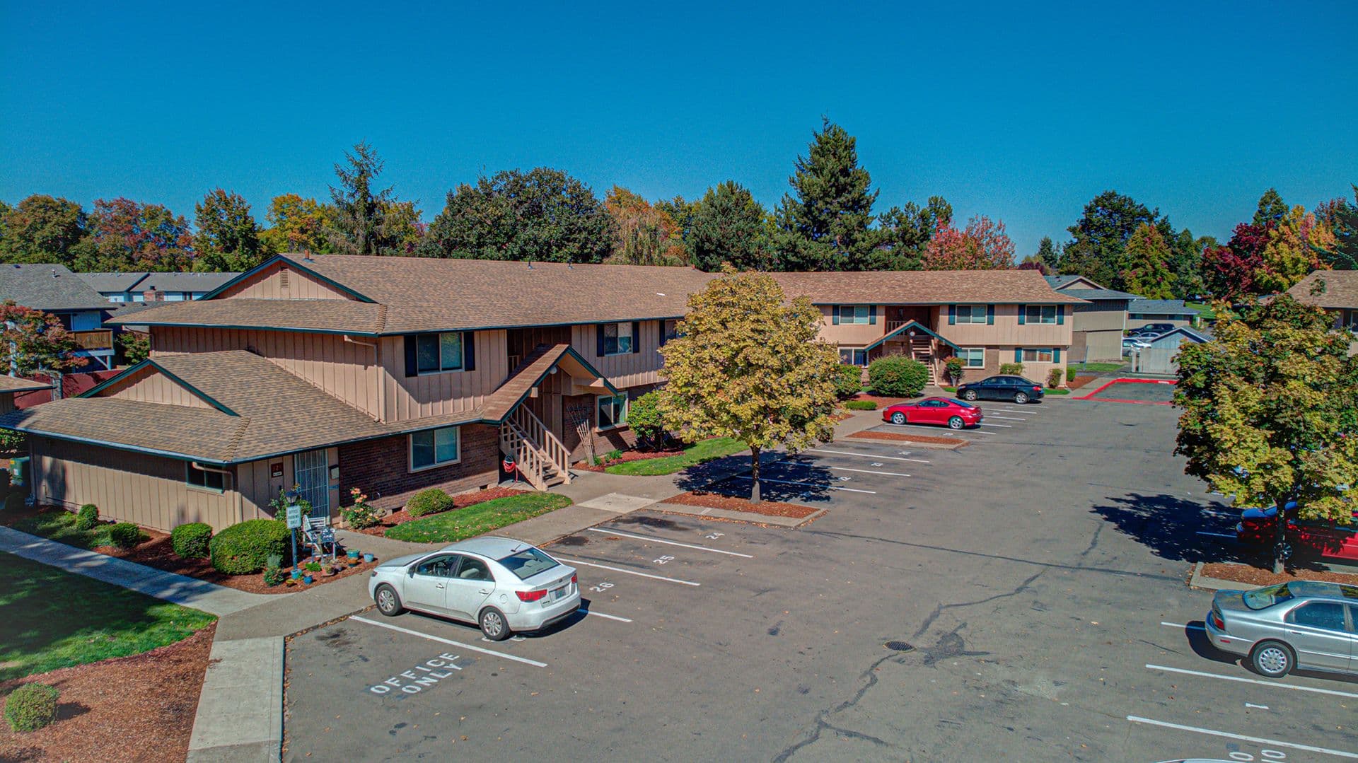ALBANY Apartment: 625 34TH AVENUE, SE