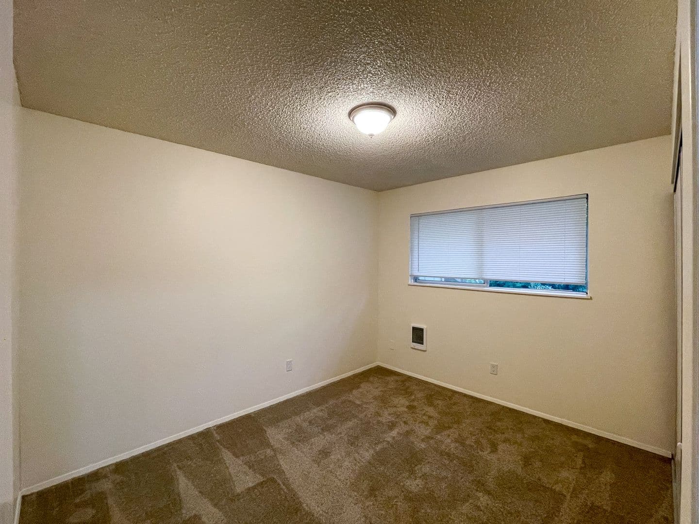 PORTLAND Apartment: 10800 SW BARBUR BLVD