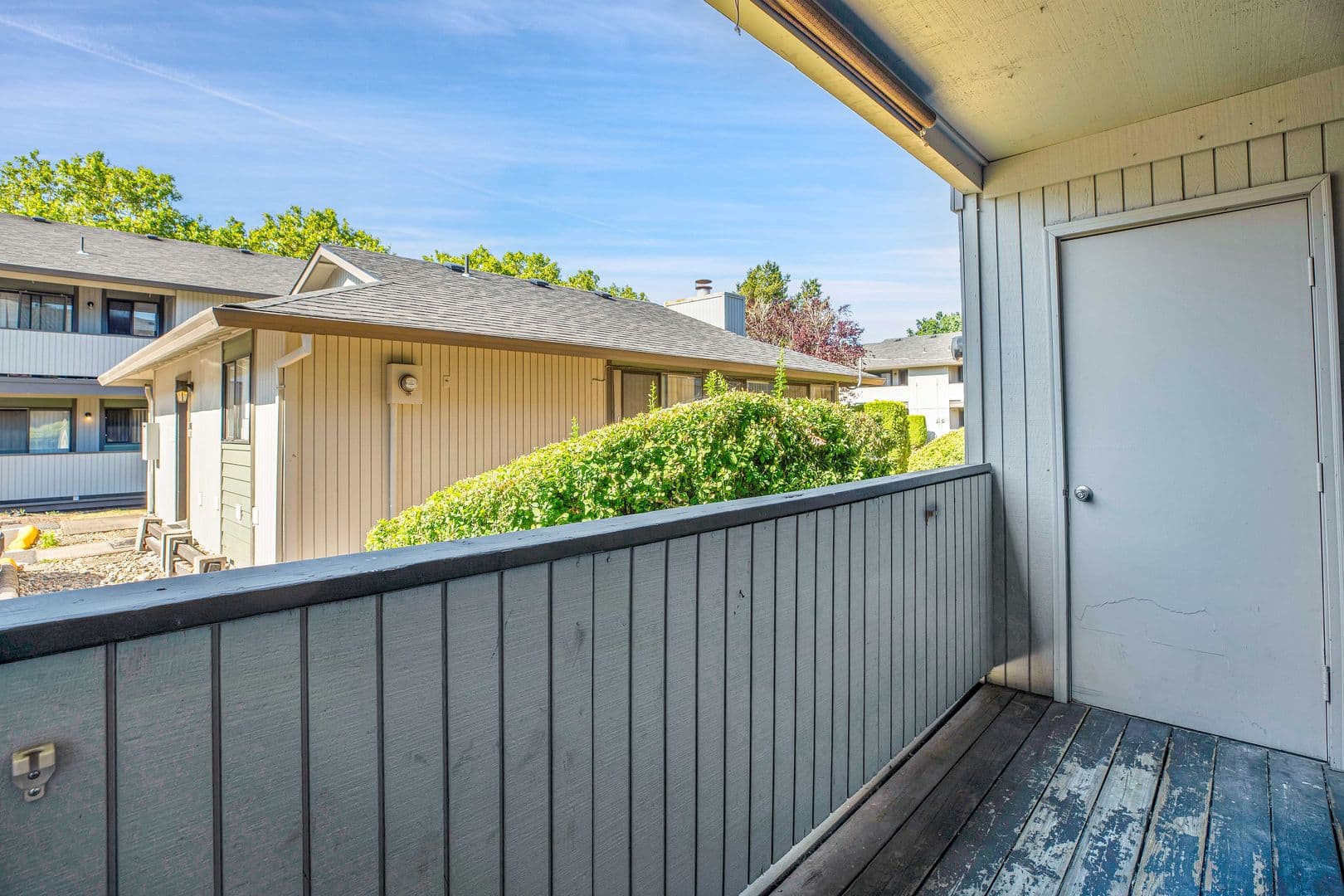 VANCOUVER Apartment: 5700-5706 NE 34TH STREET