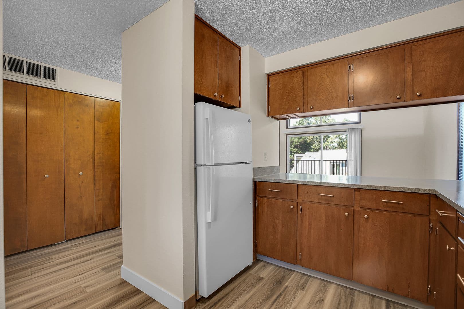 KEIZER Apartment: 790 LOCKHAVEN DRIVE, NE