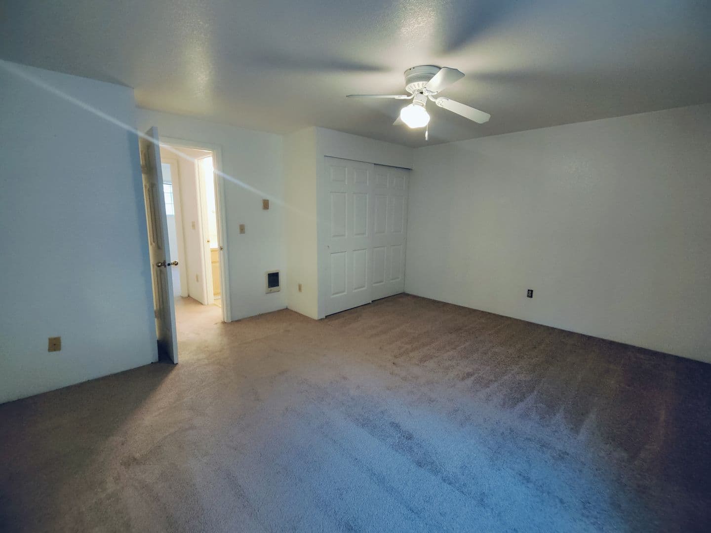 SALEM Townhome: 1109 SCHURMAN RD S.