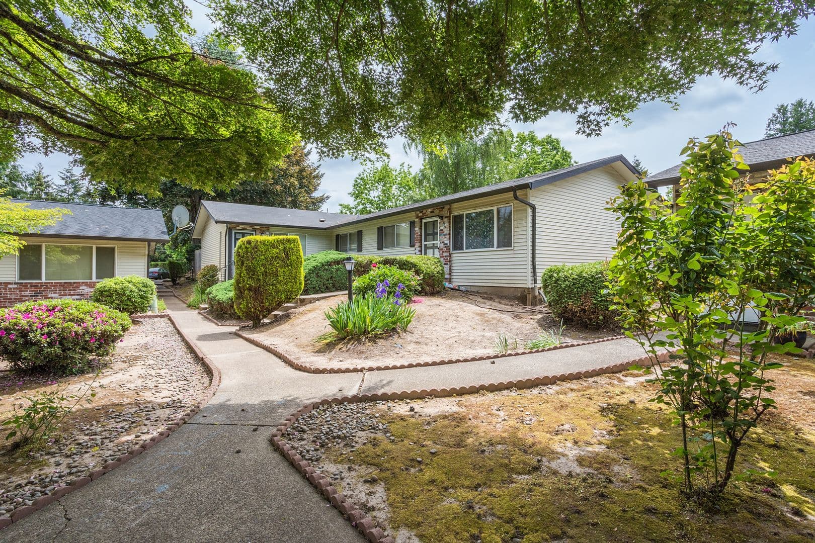 PORTLAND Apartment: 10445 SW CAPITOL HWY
