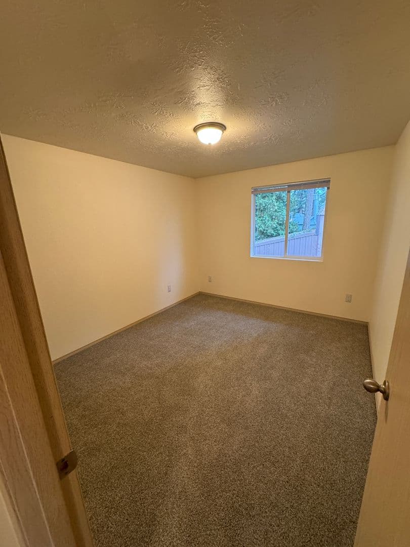 STAYTON Apartment: 1060-1074 W. IDA STREET