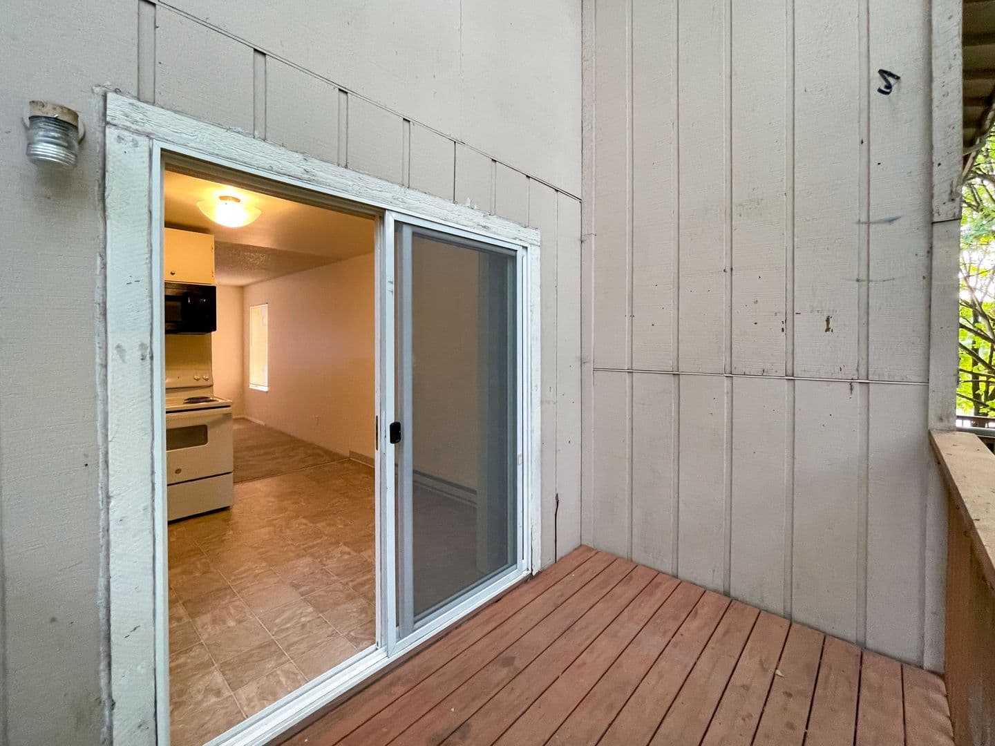 PORTLAND Apartment: 10800 SW BARBUR BLVD