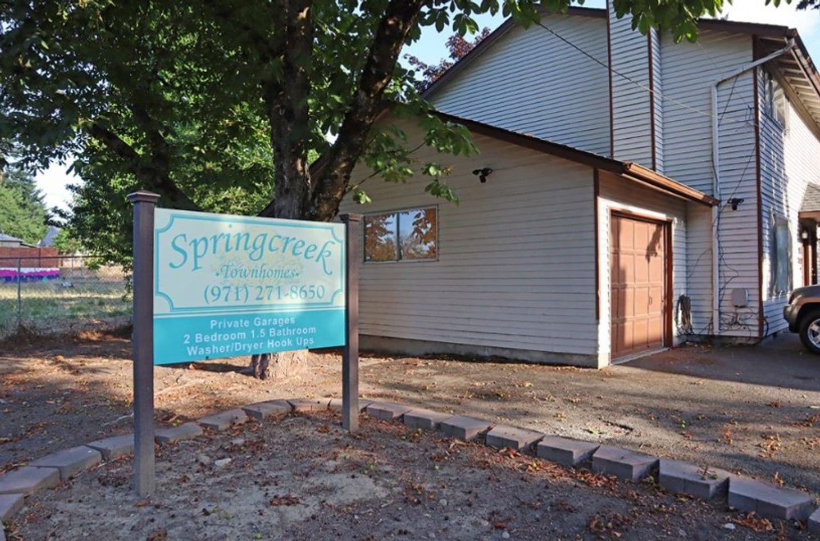 PORTLAND Apartment: 8726 - 8756 SE HENDERSON ST