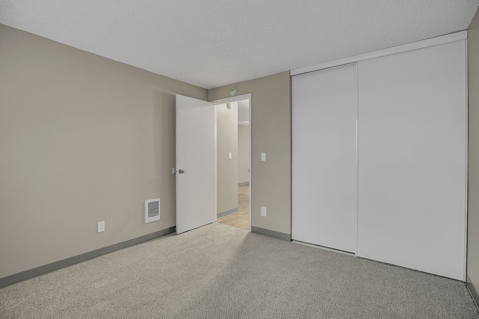 BEAVERTON Apartment: 3660 SW 117TH AVE