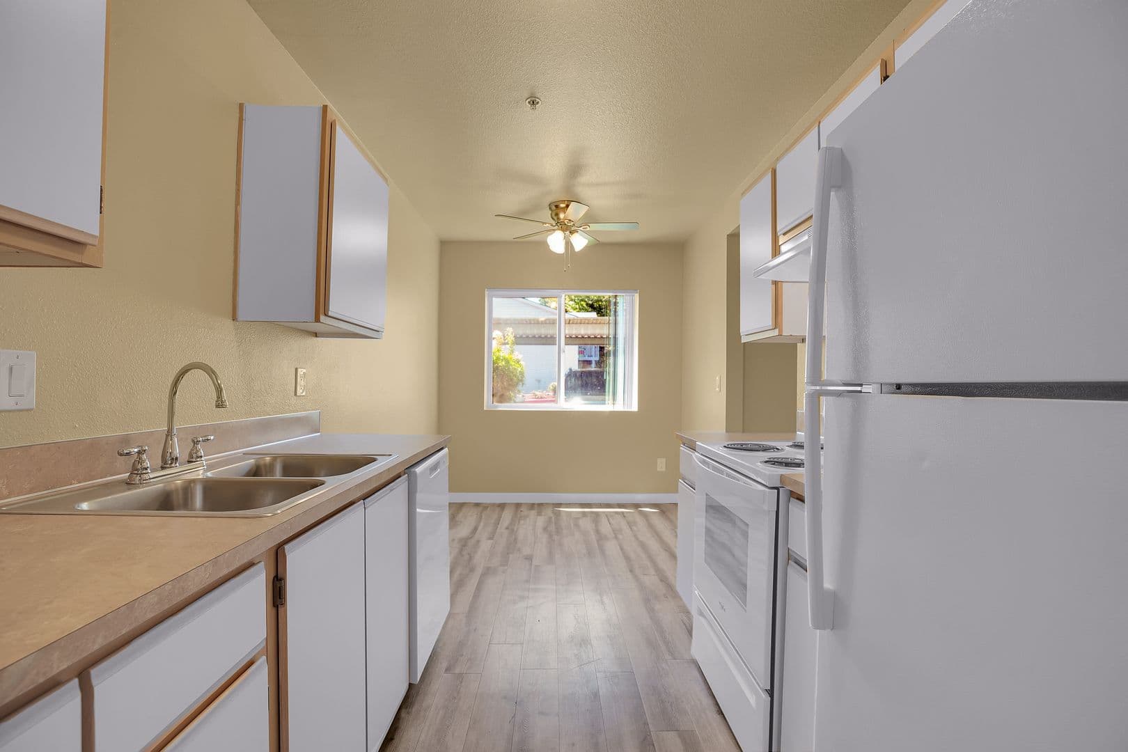 SALEM Apartment: 1194 BARNES ROAD, SE