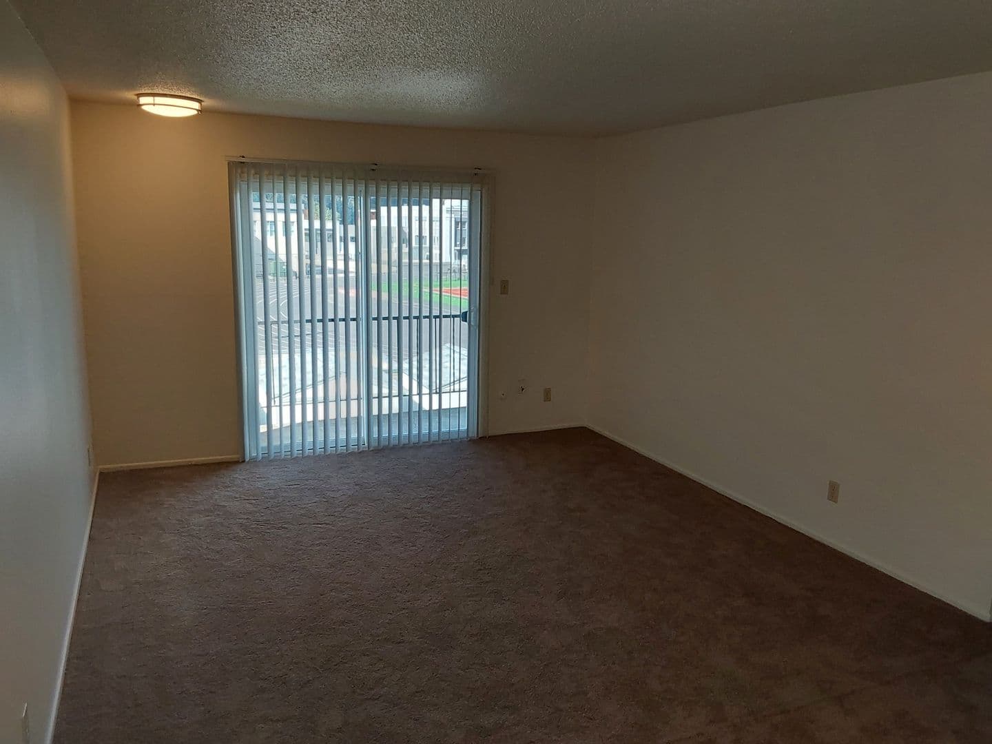 MILWAUKIE Apartment: 11275 SE 27TH AVENUE