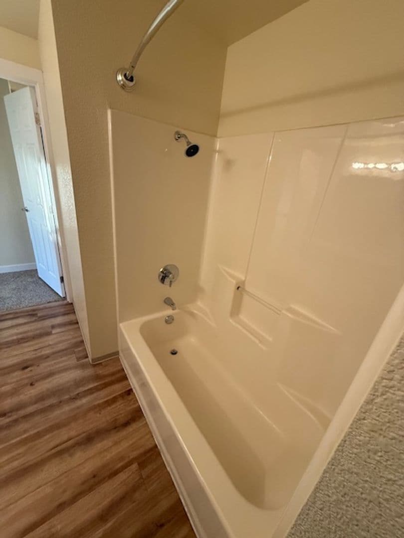 SALEM Apartment: 4665 CAMPBELL DR SE