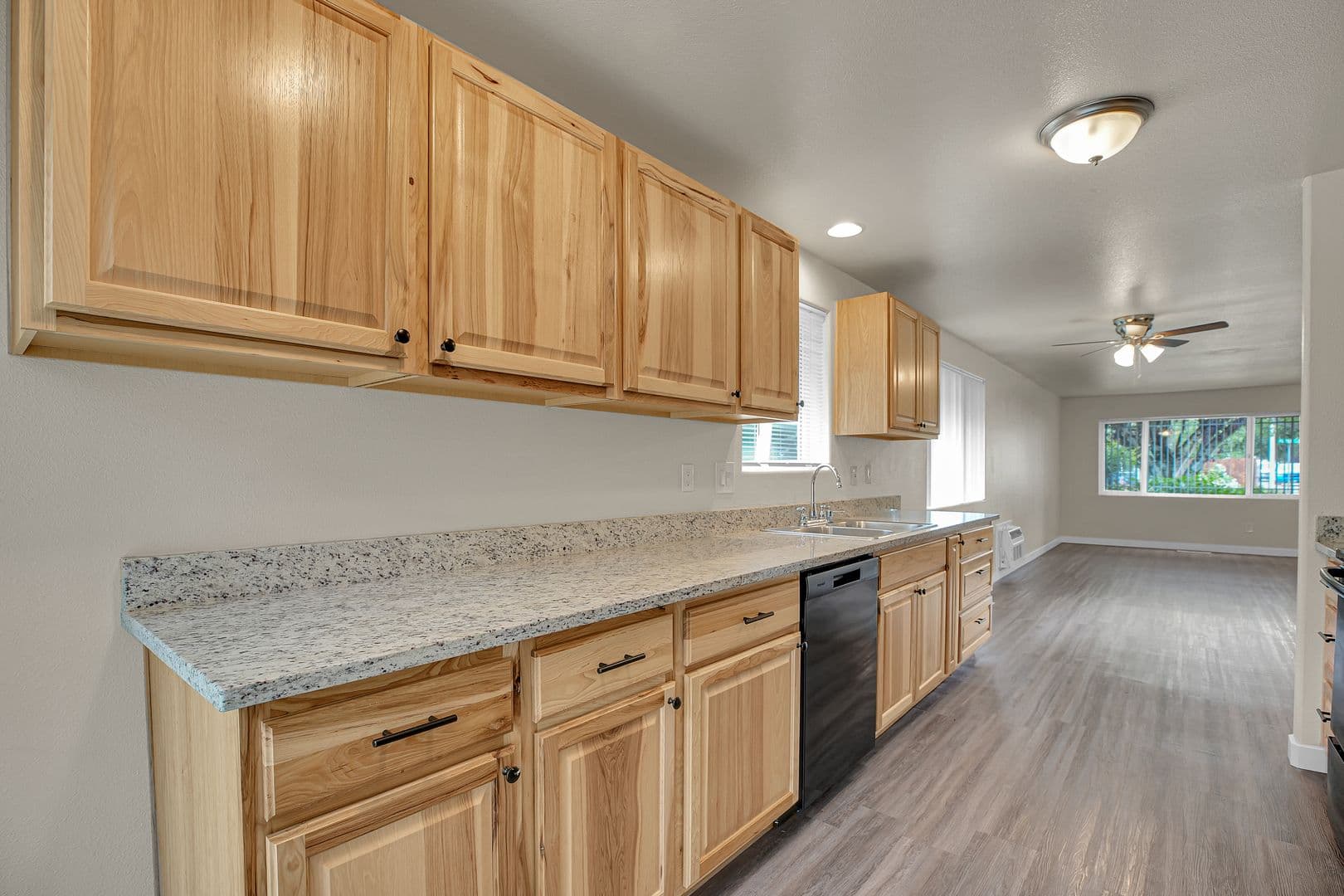 SALEM Townhome: 1194 BARNES ROAD, SE