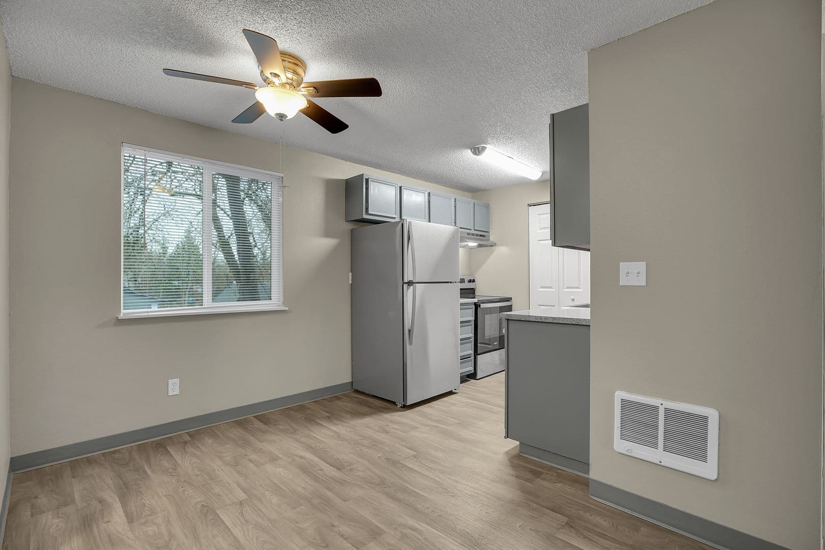 BEAVERTON Apartment: 3660 SW 117TH AVE