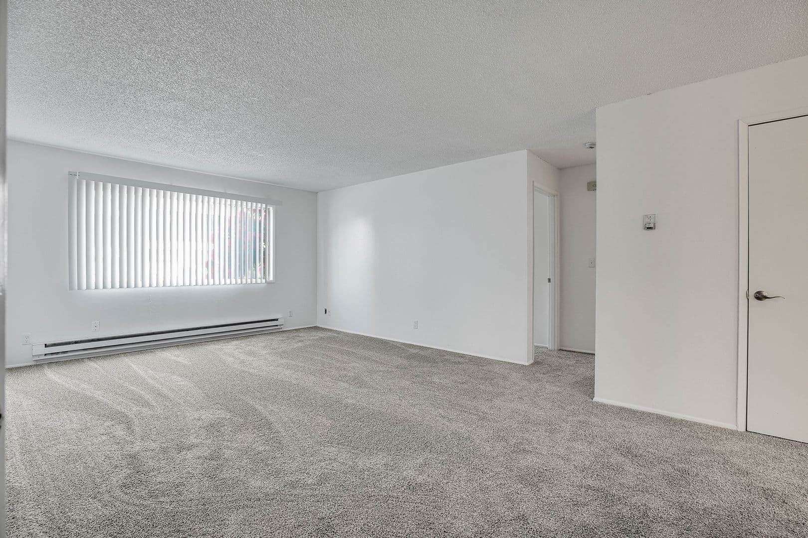 BEAVERTON Apartment: 5920 SW ERICKSON AVENUE