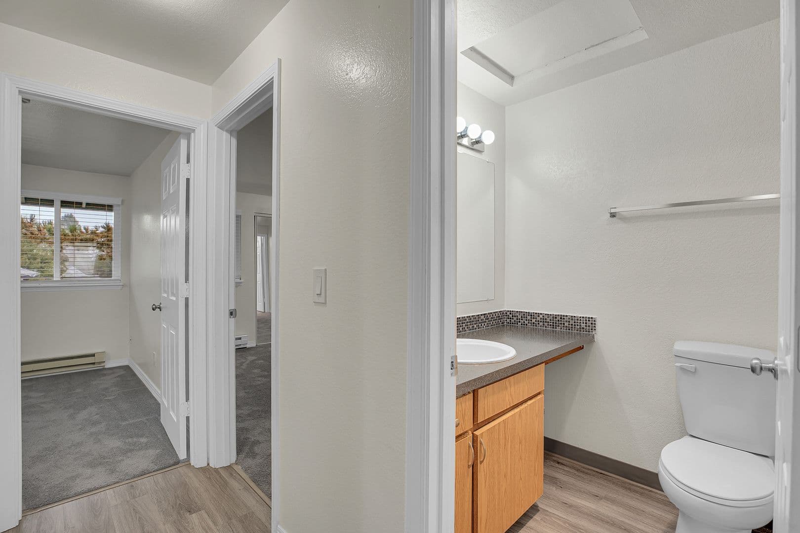 TIGARD Apartment: 10587 TIGARD ST