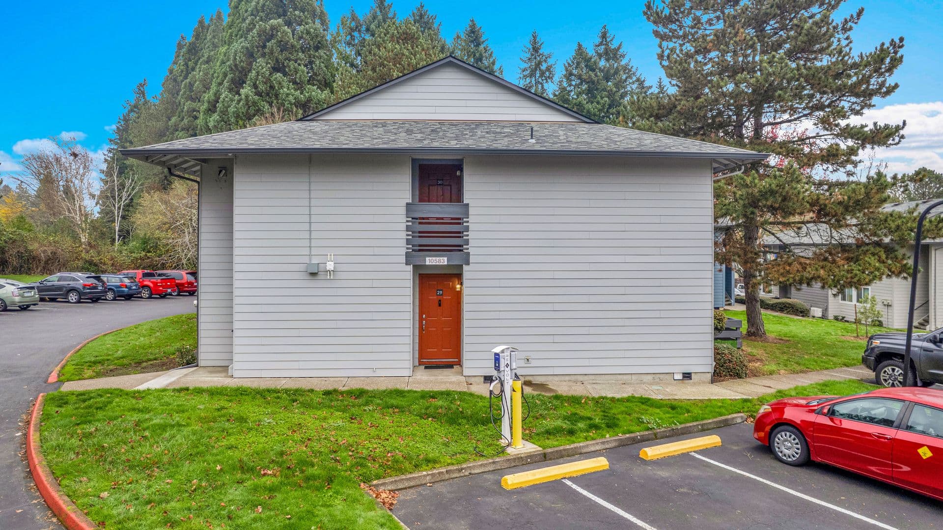 TIGARD Apartment: 10587 TIGARD ST