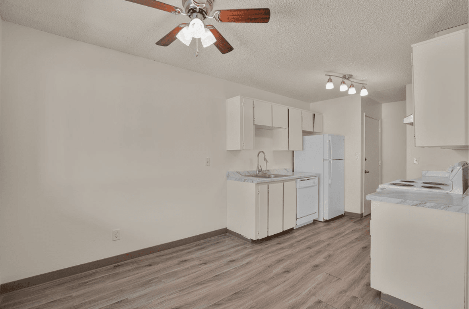 PORTLAND Apartment: 7740 SW 45TH