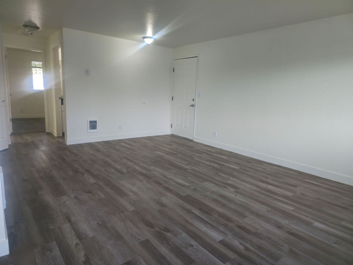 SALEM Apartment: 1304-1330 WALLACE RD. NW