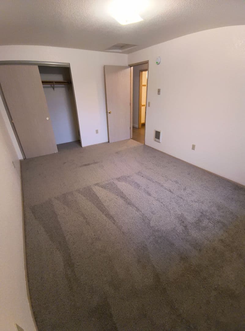 FOREST GROVE Apartment: 3010 22ND AVENUE