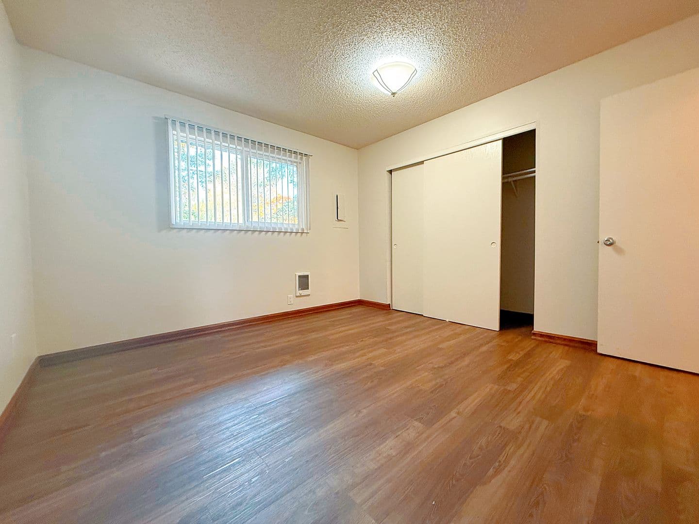 PORTLAND Apartment: 4337-4371 SW GARDEN HOME RD