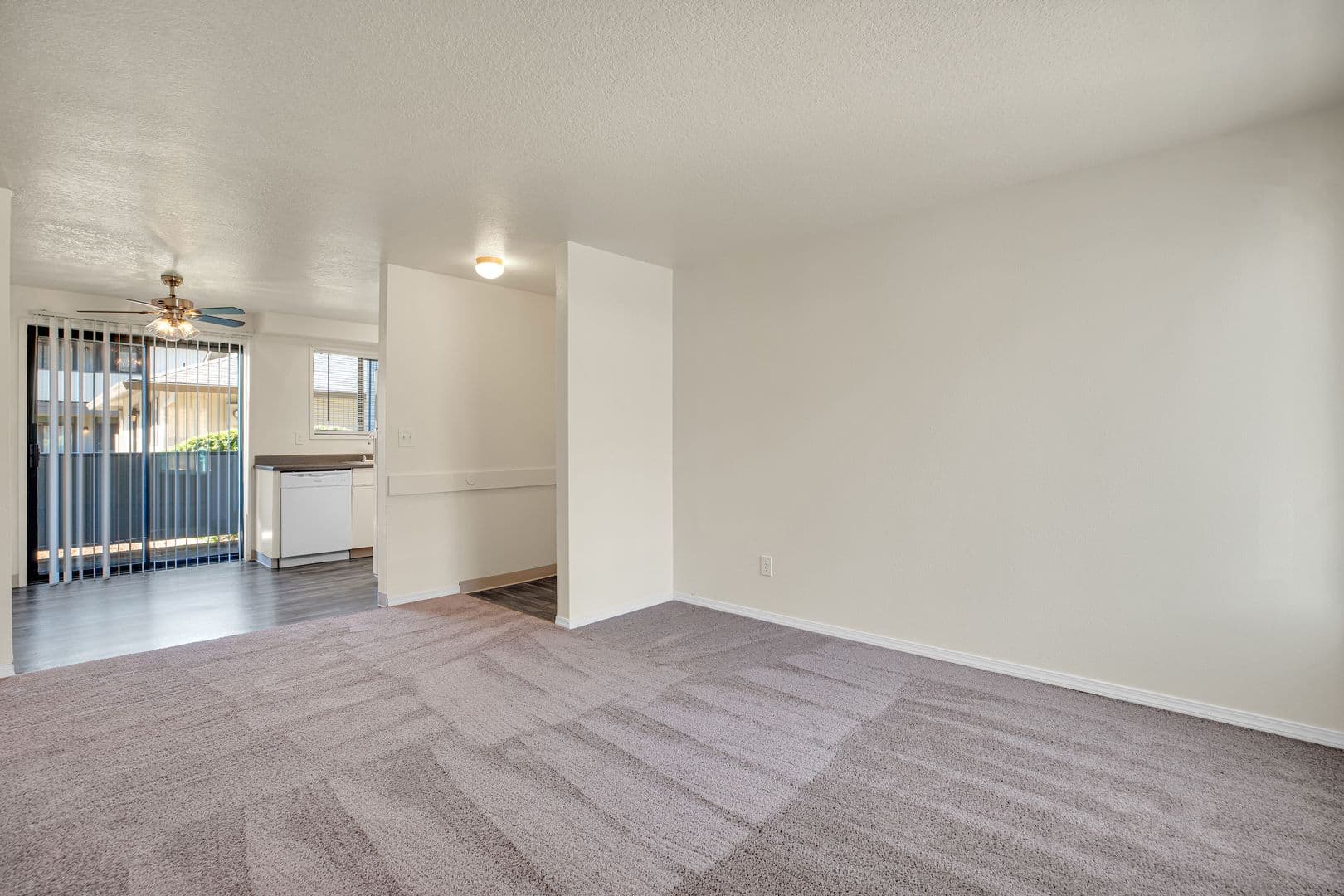 VANCOUVER Apartment: 5700-5706 NE 34TH STREET