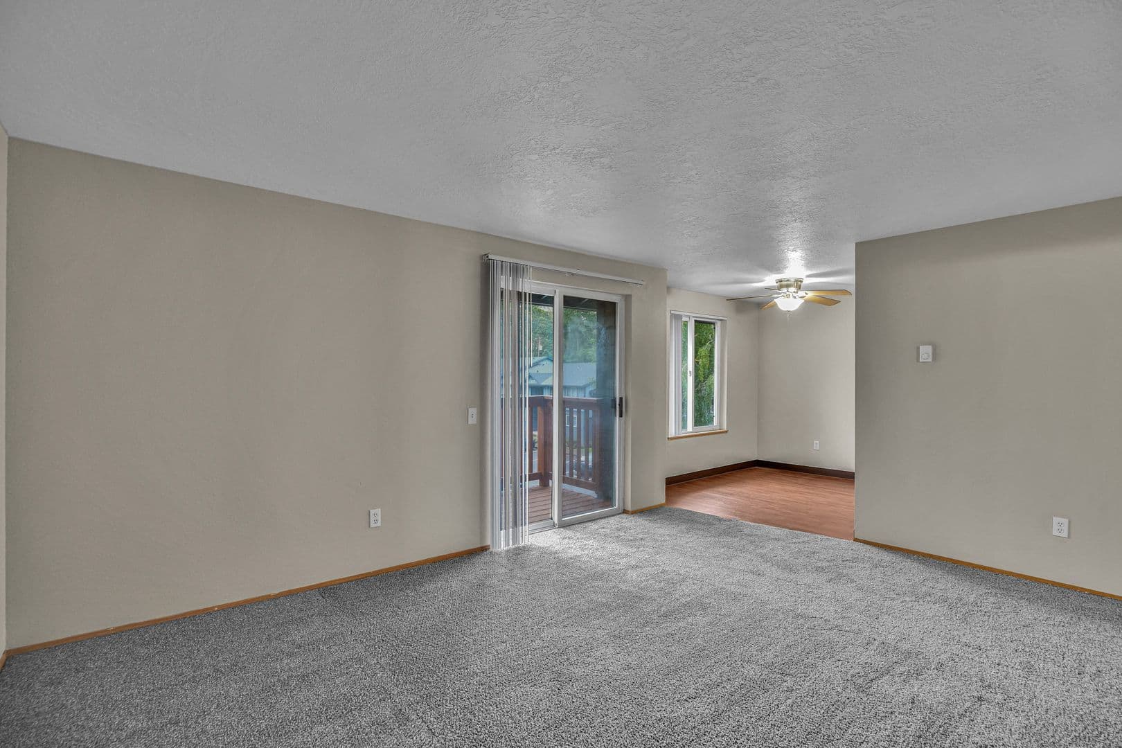 SALEM Apartment: 3872-3886 LIBERTY RD S